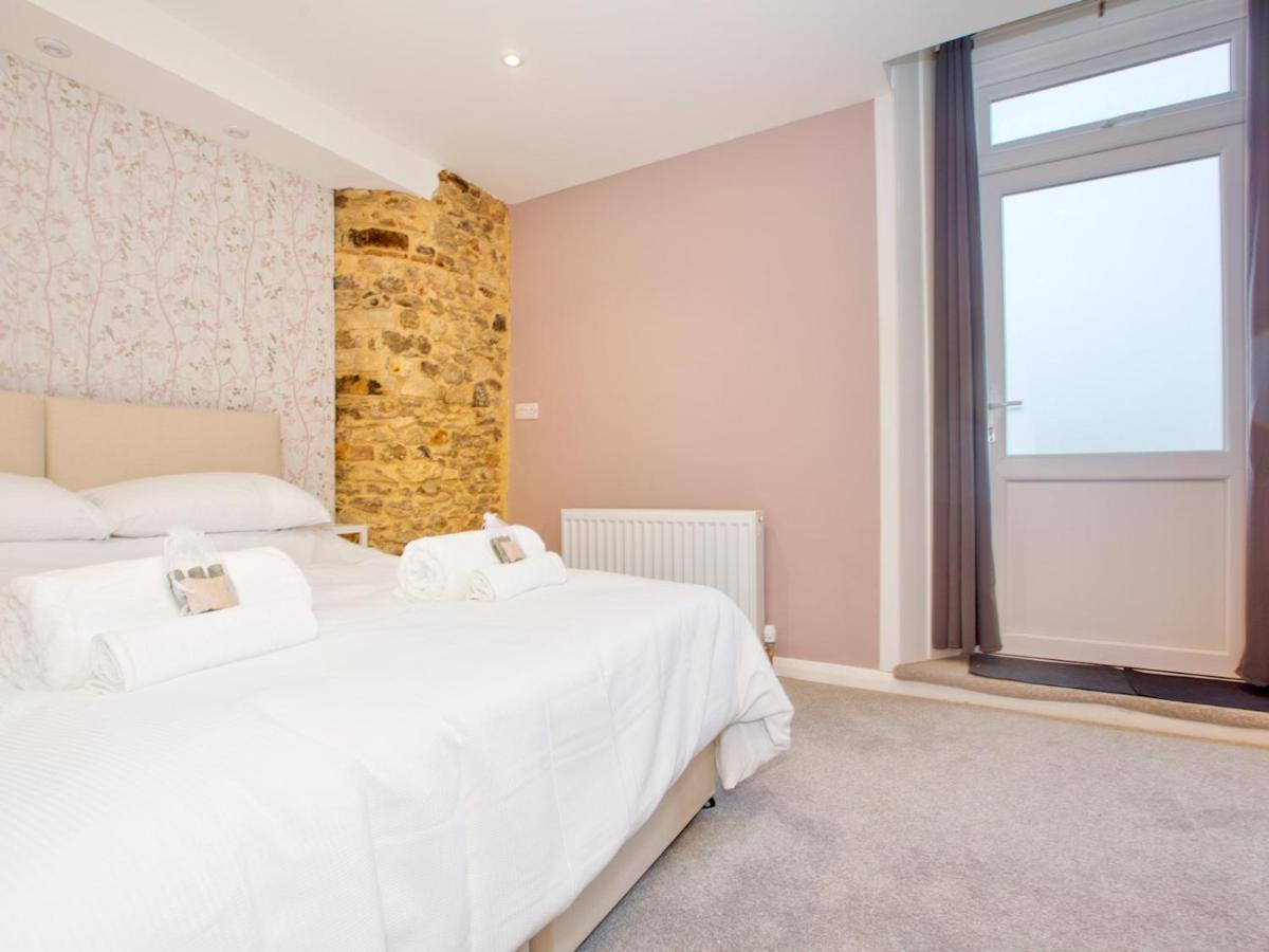 Pass The Keys Lovely 2-Bed Apartment Colyton Near Jurassic Coast ภายนอก รูปภาพ