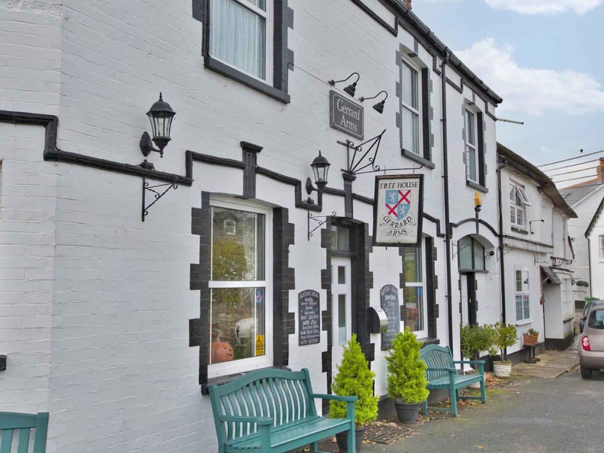 Pass The Keys Lovely 2-Bed Apartment Colyton Near Jurassic Coast ภายนอก รูปภาพ