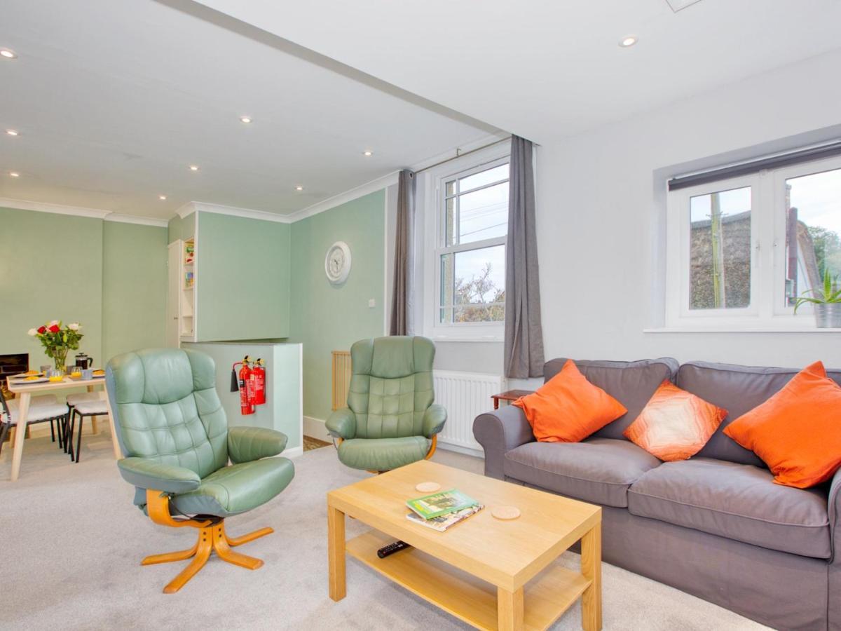 Pass The Keys Lovely 2-Bed Apartment Colyton Near Jurassic Coast ภายนอก รูปภาพ
