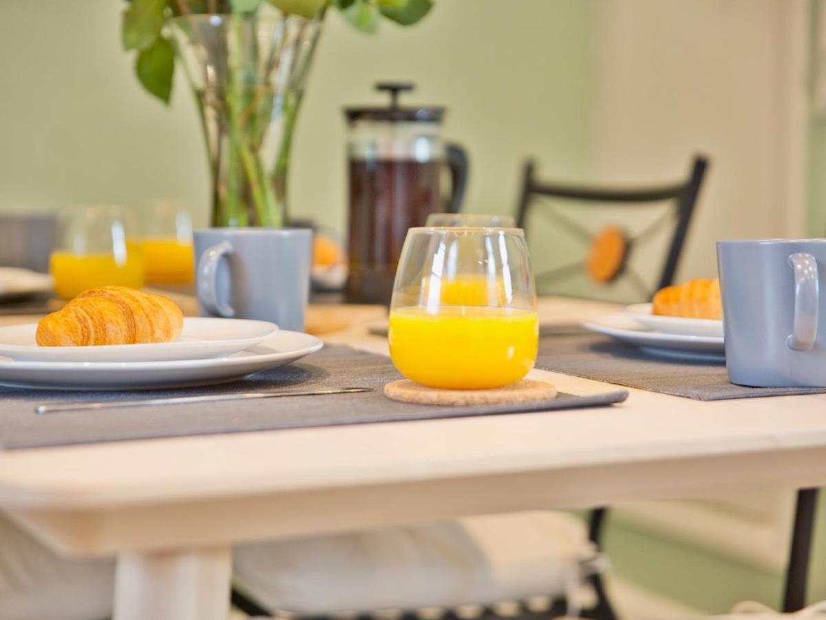 Pass The Keys Lovely 2-Bed Apartment Colyton Near Jurassic Coast ภายนอก รูปภาพ