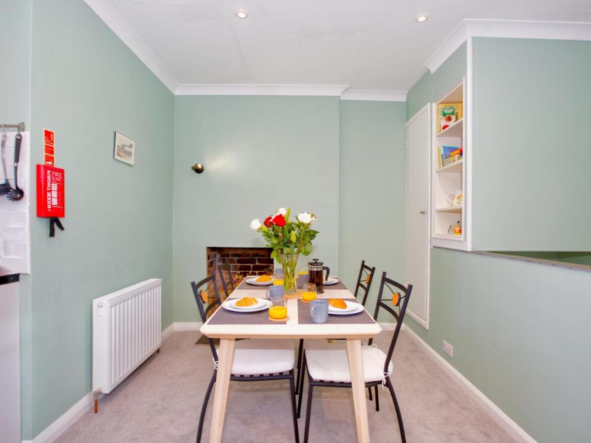 Pass The Keys Lovely 2-Bed Apartment Colyton Near Jurassic Coast ภายนอก รูปภาพ